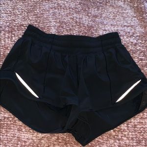 lululemon hotty hot shorts